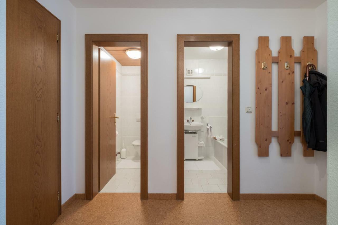 Haus Montana Lägenhet Elbigenalp Exteriör bild
